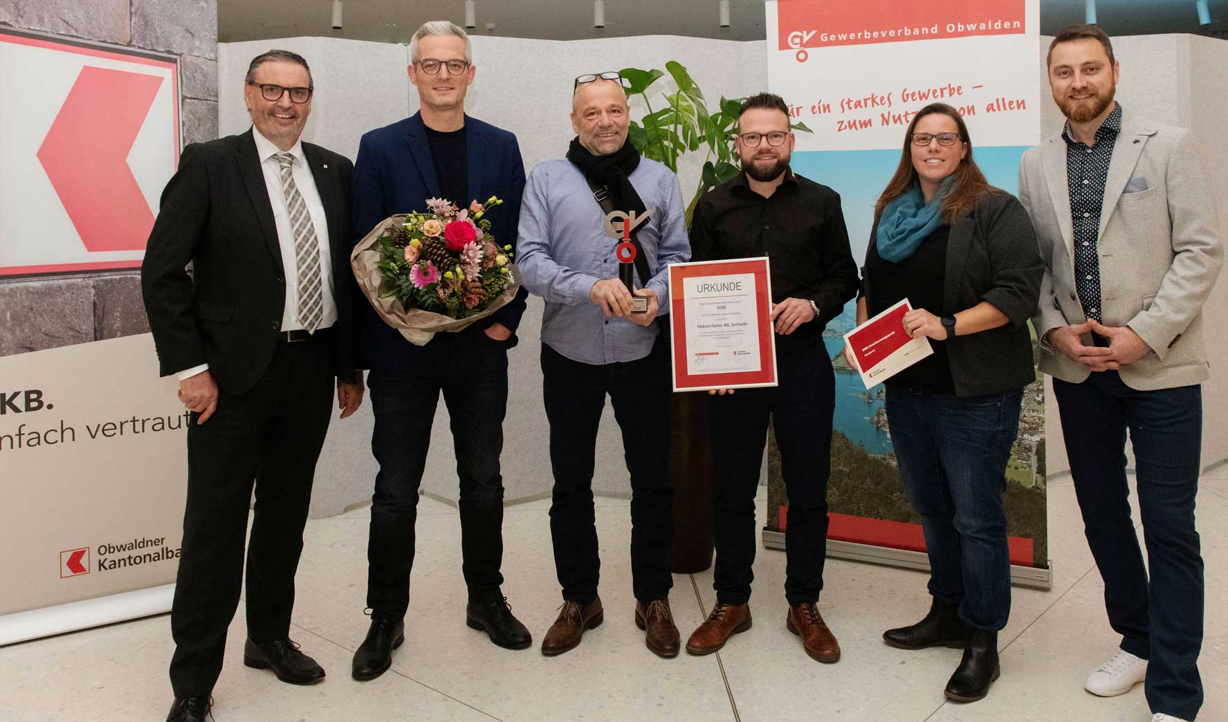Vertreter der KMU-Anerkennungspreisträger Elektro Furrer AG